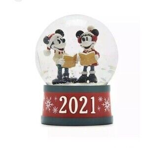Disney New in Box MICKEY and MINNIE Mouse 2021 Holiday Snow Globe